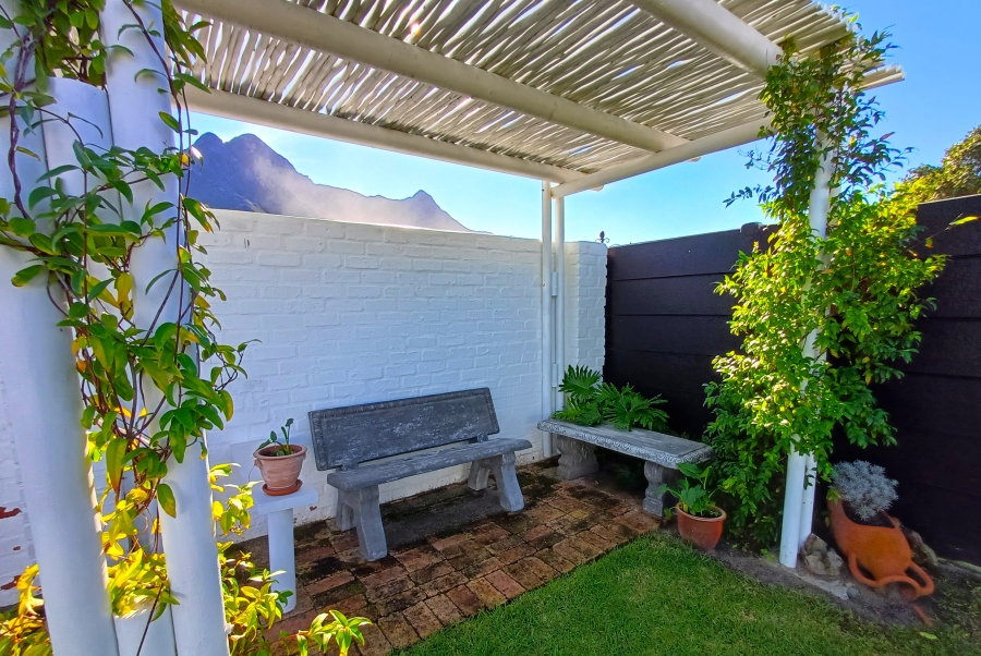 2 Bedroom Property for Sale in Palmiet Western Cape